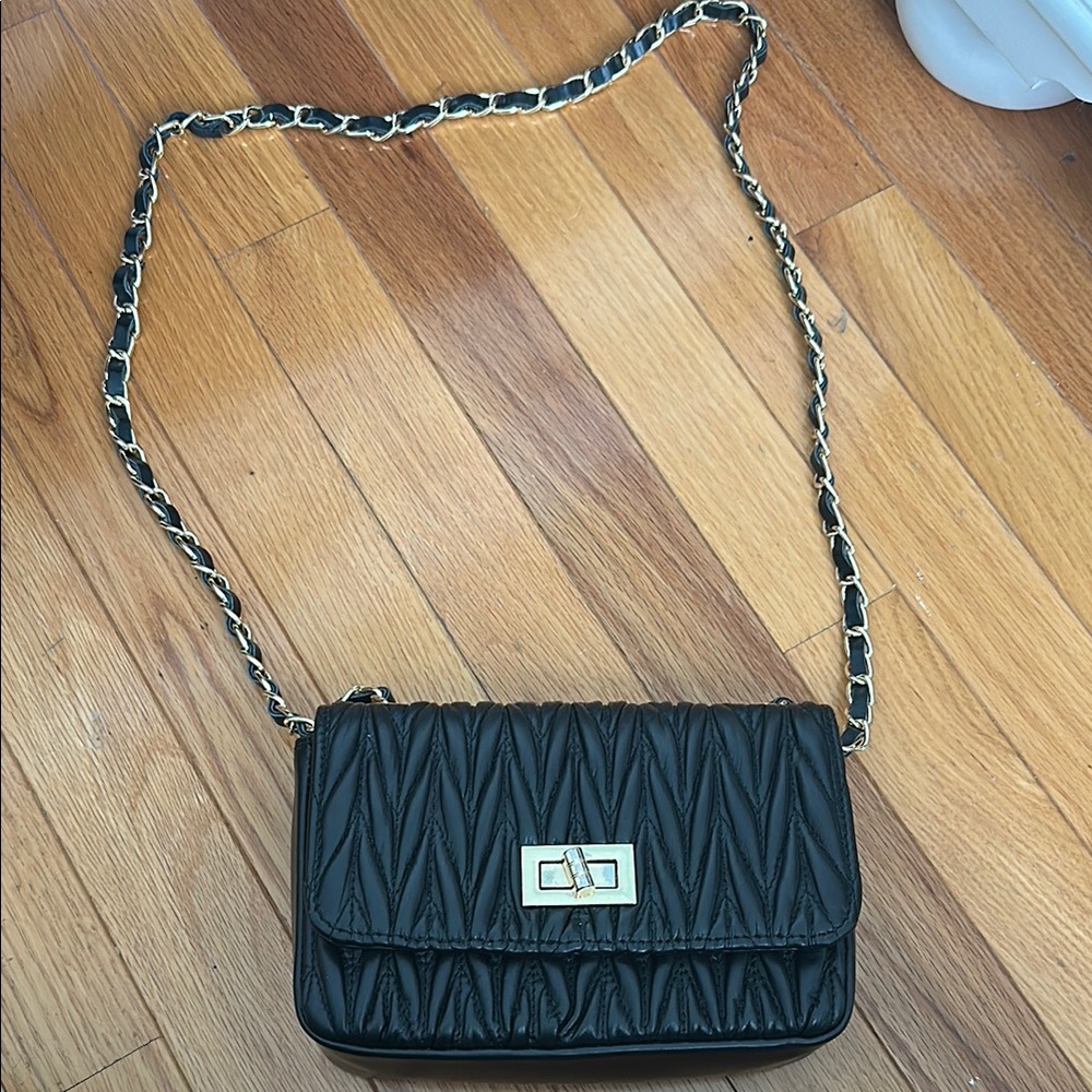 Black Quilted Crossbody Bag with Chain Strap